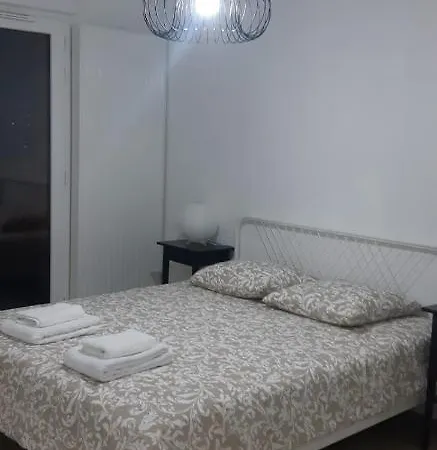 La Terrasse - Big & Terrace 80m2 - Metro 17 Min From Paris *